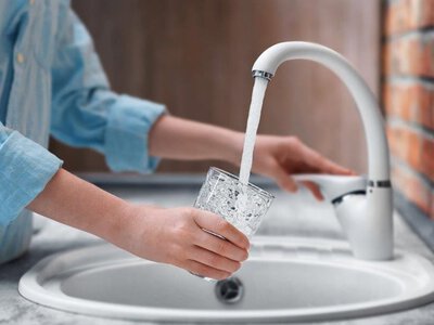 В Ужгороді продовжують відключати воду боржникам
