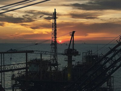 Нафта дорожчає третій тиждень поспіль через атаки на Саудівську Аравію