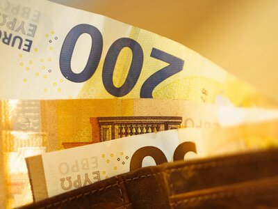 Євро підійшло до кінця тижня з ризиком подальшого падіння