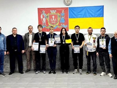 Шахісти з Франківська стали віцечемпіонами України з бліцу серед клубних команд