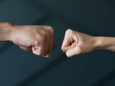  На Закарпатті поліція розслідує побиття двох чоловіків 
