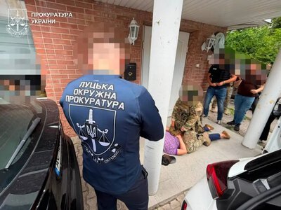 У Луцьку судять чоловіка, який взяв $10 000 за визнання військового непридатним