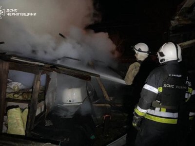 У Чернігові внаслідок атаки БпЛА є руйнування на підприємствах, під завалами можуть бути люди