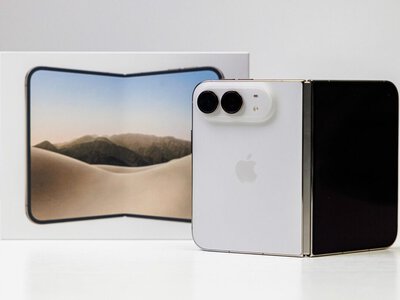 iPhone Duo: світова прем’єра в Apple Store
