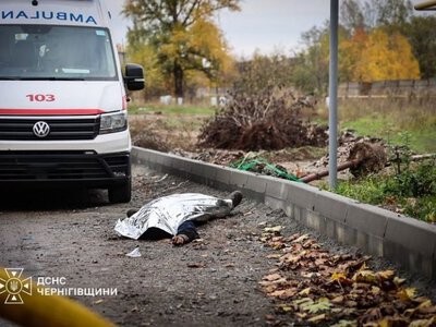 Ворог уразив підприємство в Чернігові: 1 вбитий, 25 поранених