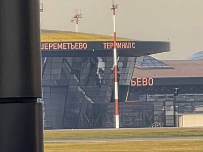 Усі чотири московські аеропорти зупинили роботу через дрони