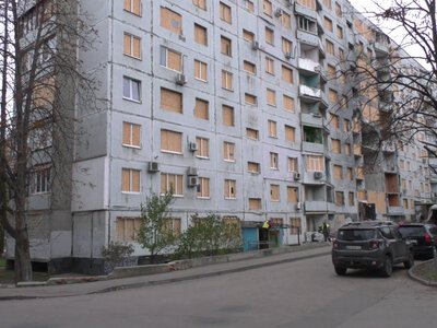 Нічний удар по Салтівці: будинок після обстрілу – як відновлюють пошкоджену багатоповерхівку