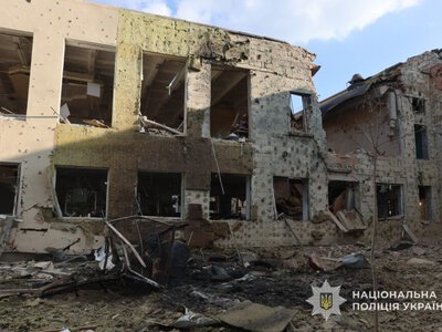 Окупанти зруйнували та пошкодили понад 300 закладів освіти на Сумщині