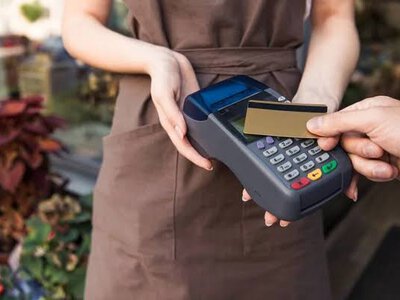 На Хмельниччині житель Закарпаття знайшов чужу картку та витратив майже 7 тисяч: чим закінчилася «знахідка»