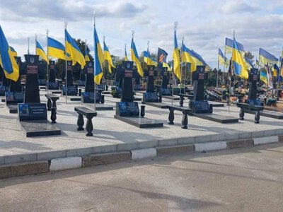  На Херсонщині попрощалися з двома військовослужбовцями 
