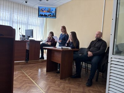 60 тисяч гривень хабаря у туалеті міськради. У суді зачитали обвинувачення меру Галича