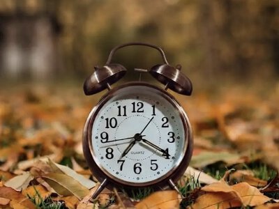 На годину назад: цієї ночі Україна перейде на зимовий час