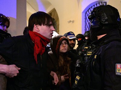 У Празі протестувальники спробували штурмувати парламентський будинок