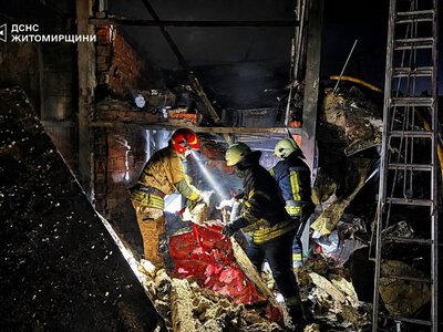На Житомирщині рятувальники ліквідували наслідки російської атаки (ФОТО)