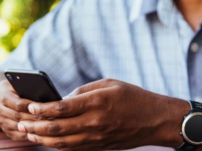 П’ять компактних Android-смартфонів до $600: які моделі радять експерти