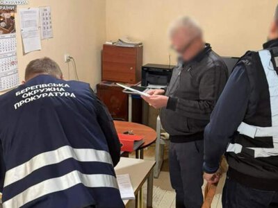У Берегові чиновники розікрали понад 30% грошей на ремонті тротуару