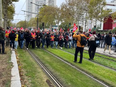 “Жовті жилети” анонсували нові протести на 31 жовтня