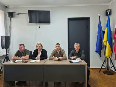 У Ковелі закликали не паркувати вантажівки біля будинків через ризики
