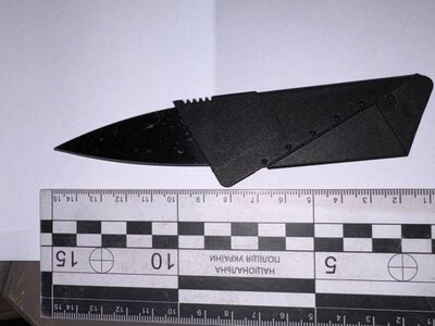 Погрожував ножем 16-річній баристі: у Києві затримали нападника