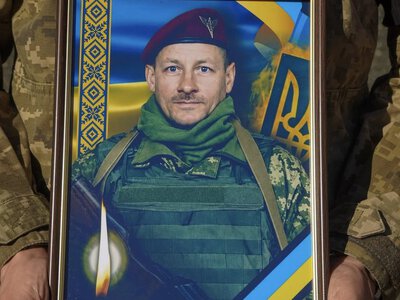 В Ужгороді провели в останню дорогу полеглого Аркадія Шугара