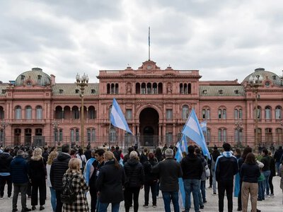 В Аргентині затримали священника Ольвейру та двох активістів — The Rio Times
