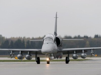 Естонія розглядає закупівлю легких винищувачів для боротьби з російськими дронами