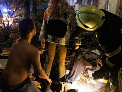 Росія вдарила по п’ятиповерхівці у Вінниці, шестеро людей постраждали