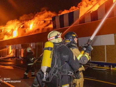 Зеленський: Росія за тиждень випустила по Україні близько 1600 авіабомб і майже 2300 дронів