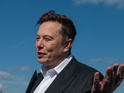 Маск передбачив кінець звичайних грошей і роботи: ШІ може збільшити економіку в мільйон разів
