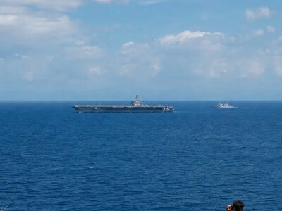 Китайська група на чолі з Ляоніном пройшла біля півдня Філіппін — South China Morning Post