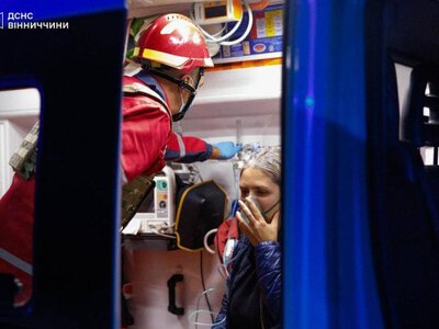 У Вінниці внаслідок нічної атаки пошкоджено багатоповерхівку та близько 10 будинків