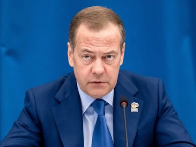 Медведєв закликав Трампа залучити ЦРУ для усунення Зеленського