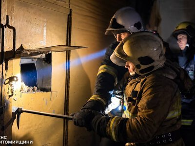 «Тотальне знищення мережі». За добу росіяни били по «Епіцентру» в чотирьох містах, у Запоріжжі вдарили FPV поруч із зупинкою