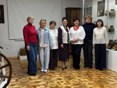 У музеї на Рівненщині відродили 200-літній ткацький верстат
