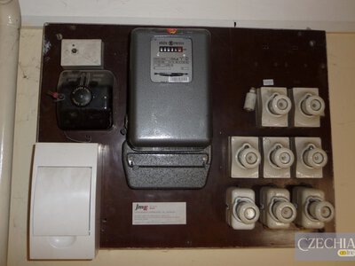 Постачальник електрики чи газу в Чехії підвищує ціну — як розірвати договір без штрафу