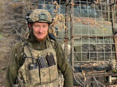 Історія прикордонника з Рівненщини, який рятує побратимів під обстрілами
