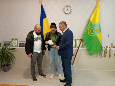 У Багачевому родина учасника бойових дій отримала ордер на чотирикімнатну квартиру