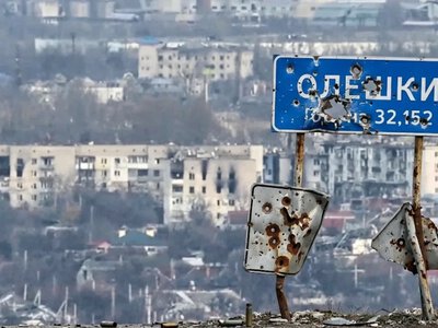 Зеленський розповів деталі гуманітарної місії в Олешках та попередив про плани росіян