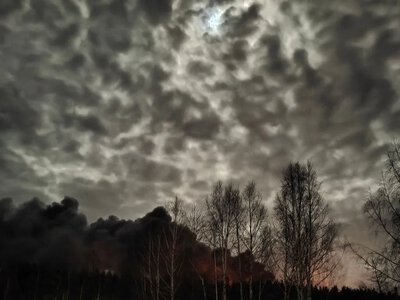 Відео: У Росії з рейок зійшли 20 вагонів потяга з пальним, загорілися цистерни