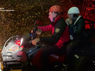 Поблизу села Чорний Потік гірські рятувальники розшукали жінку, яка заблукала
