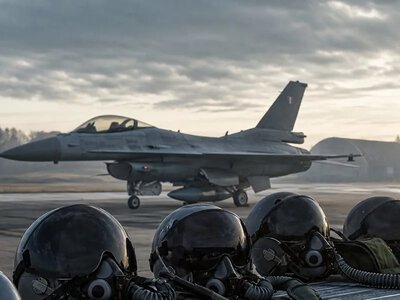 Польщі бракує близько 30 пілотів F-16 — RMF24
