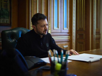 Зеленський вніс у Раду законопроєкти про продовження воєнного стану і мобілізації