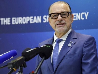 Голова Європейського космічного агентства пропонує інвестувати €10 млрд в автономні польоти астронавтів