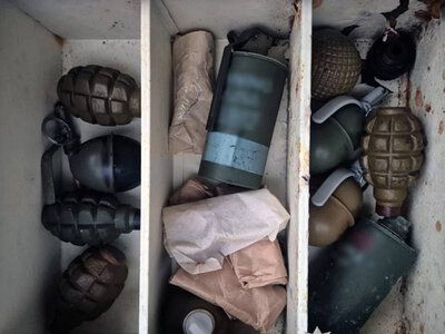 Надіслав дружині гранату поштою: на Житомирщині поліцейські розслідують незаконне поводження з боєприпасами