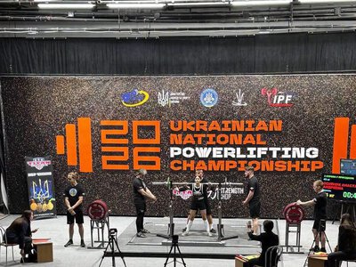 У Коломиї змагаються 255 юних спортсменів на чемпіонаті України з пауерліфтингу