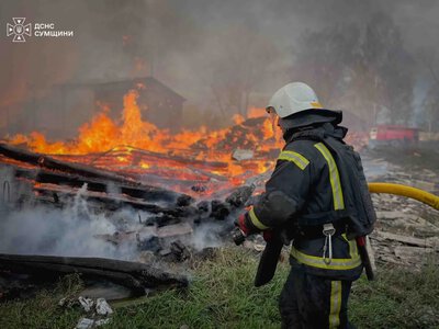 На Сумщині рятувальники врятували чоловіка під час ліквідації наслідків російського удару