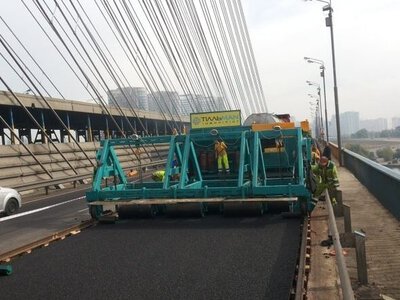 У Києві на шість днів обмежать рух Південним мостом: які смуги перекриють