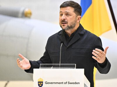 Кругова оборона міст: Зеленський увів у дію рішення РНБО про інженерні загородження