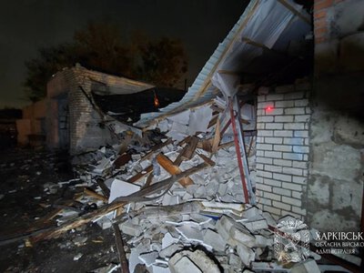 З’явилися фото наслідків вечірніх ударів по Новобаварському району