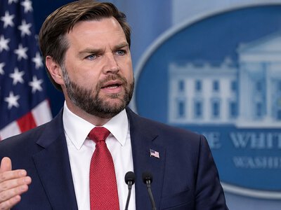 Венс пов'язав зростання цін на бензин у США з вторгненням Росії в Україну